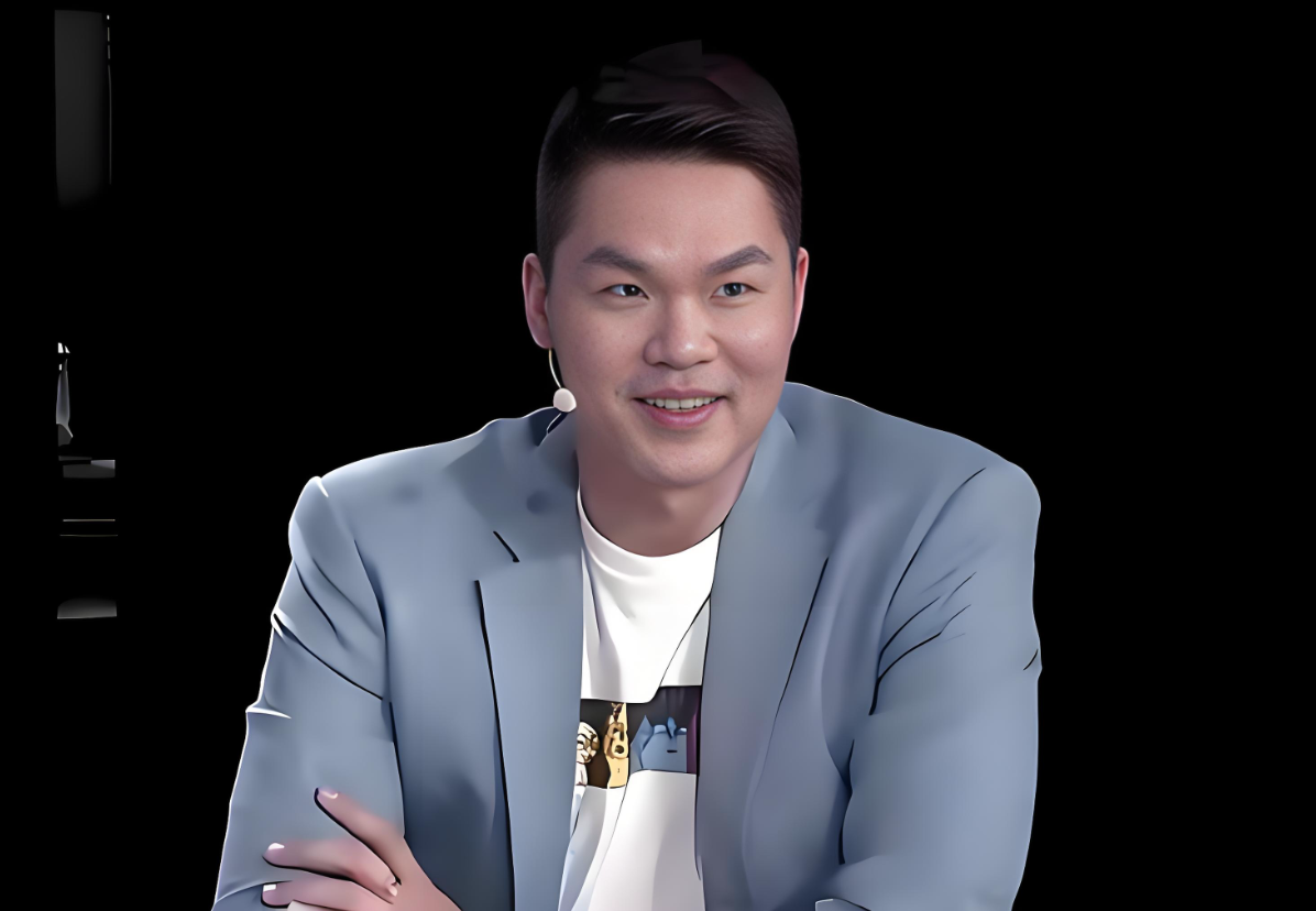 世界杯手机观看平台-朱芳雨直播透露：着手准备引进大中锋，弥补球队内线不足